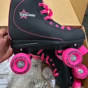 Roller Derby Black and Pink Roller Skates